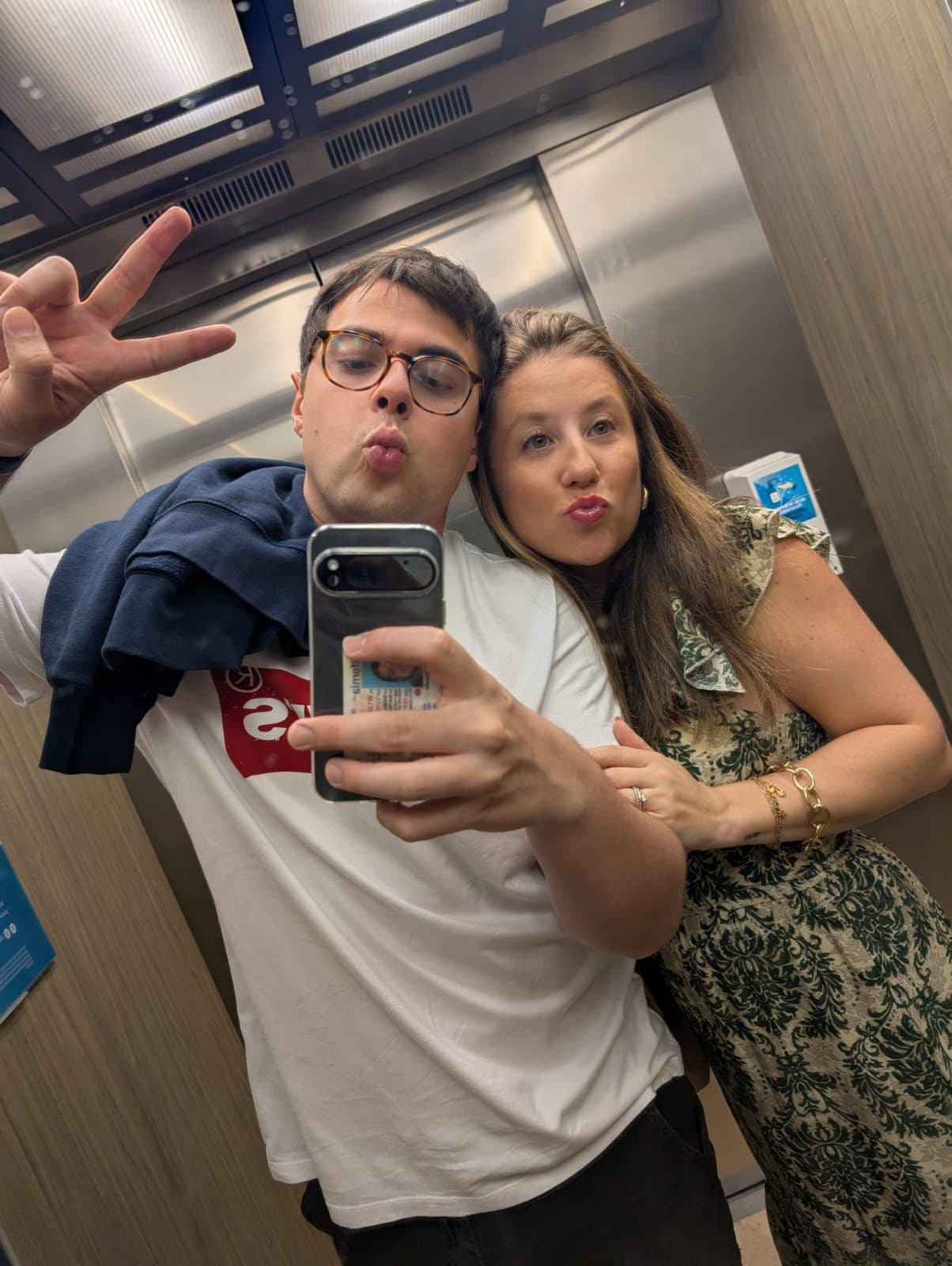 BBMs, Nextel e a Anzu